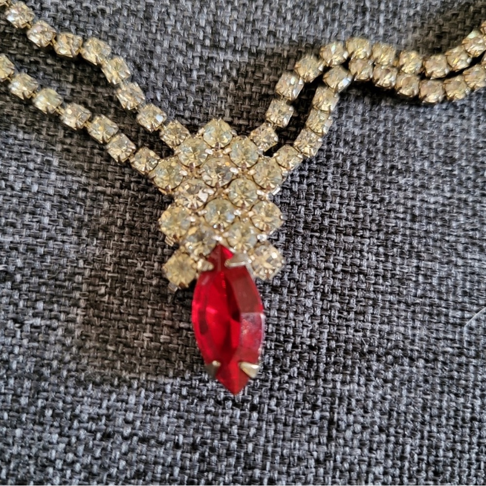 Gorgeous Red Gem and Rhinestone Necklace